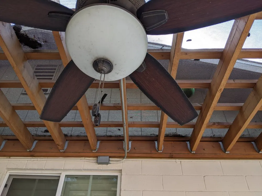 Slide of Blue House Electric