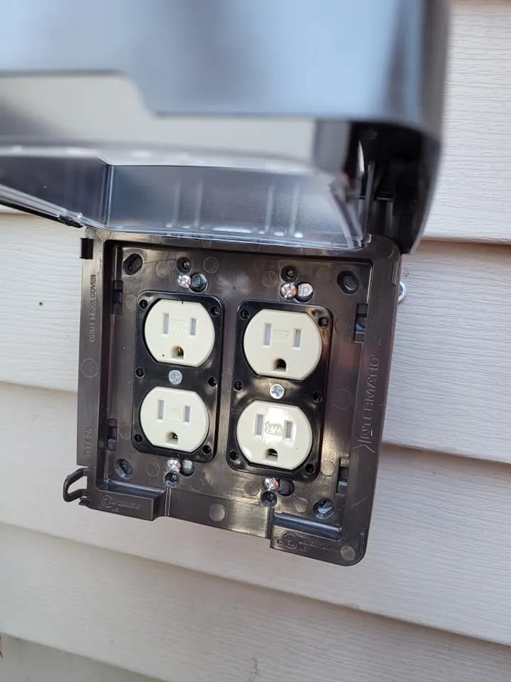 Slide of Blue Island Electricians