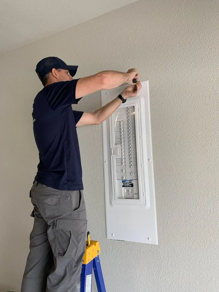 Slide of Blue Line Electric