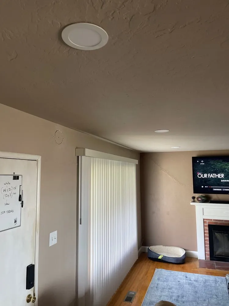 Slide of Blue Line Electric