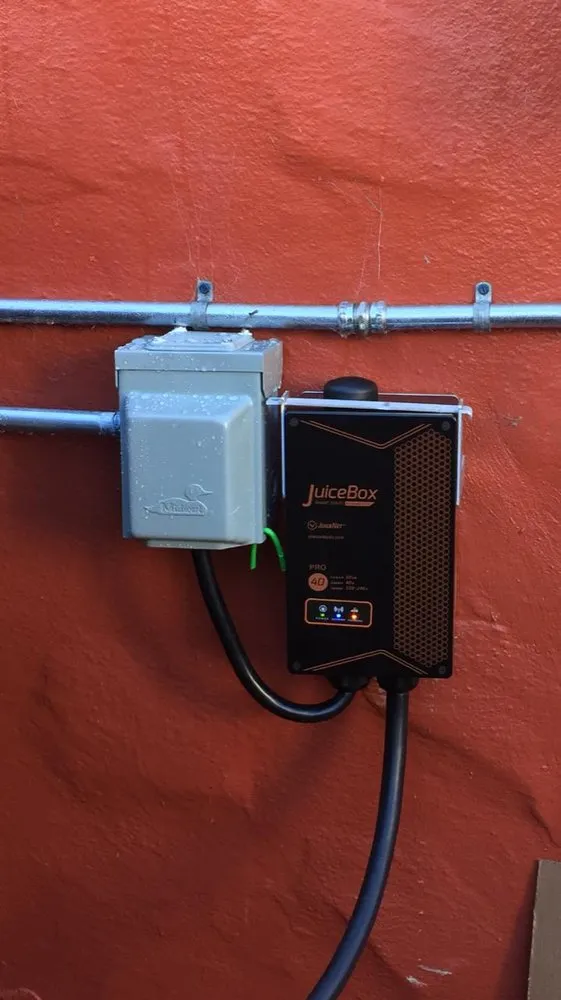 Slide of Blue Line Electric