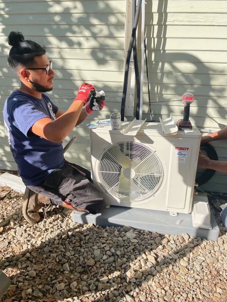 Emergency circuit breaker repair experts serving ,  - Blue Man