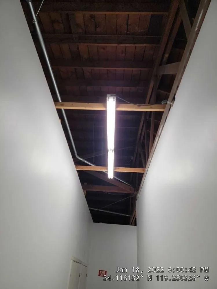 Trusted electrician providing panel upgrade in Los Angeles, CA - Blue Moon Electrical Playa Vista