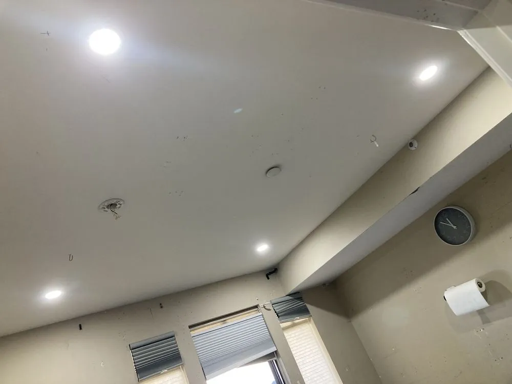 Emergency electrician providing emergency electrical service in Firestone Park, CA - Blue stone electric