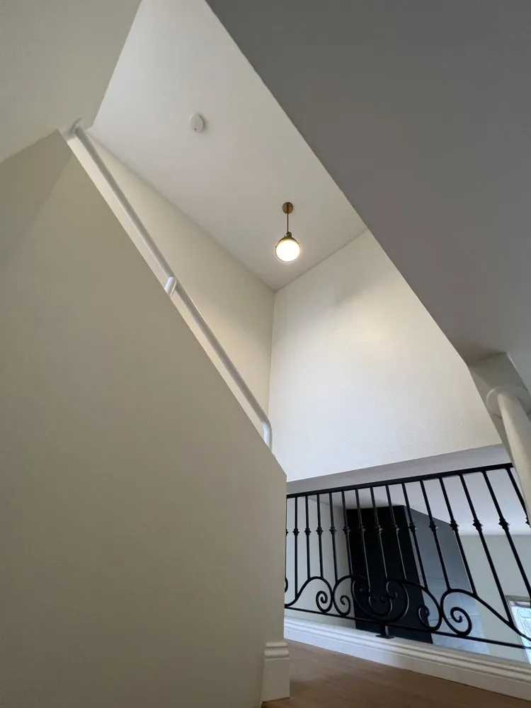 Slide of Blue Streak Electric