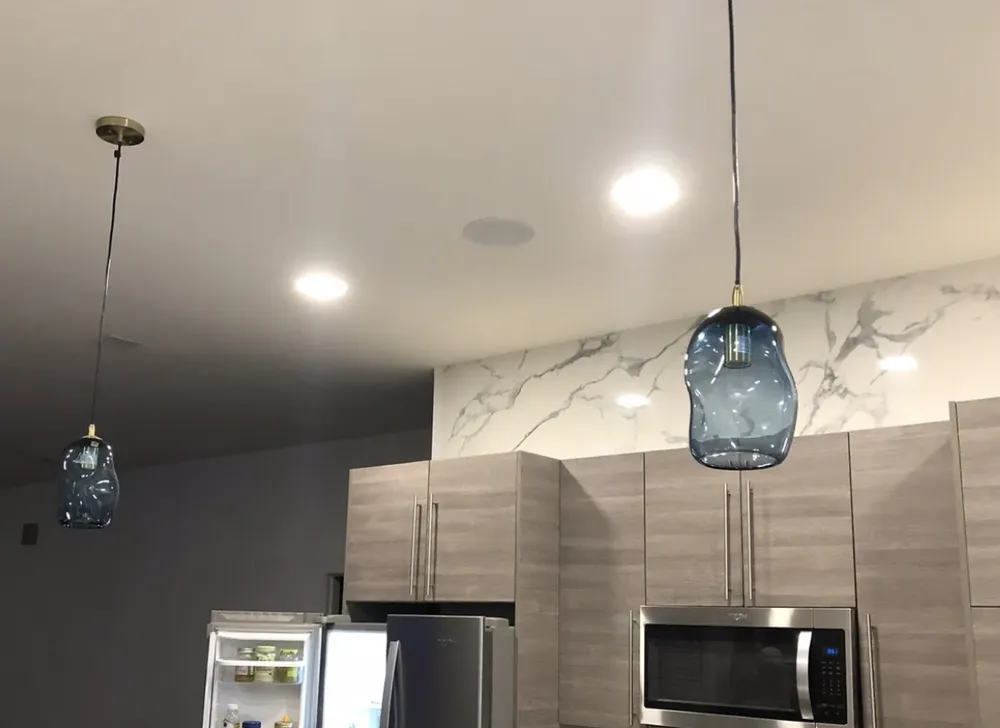 Slide of Blue Tiger Electric