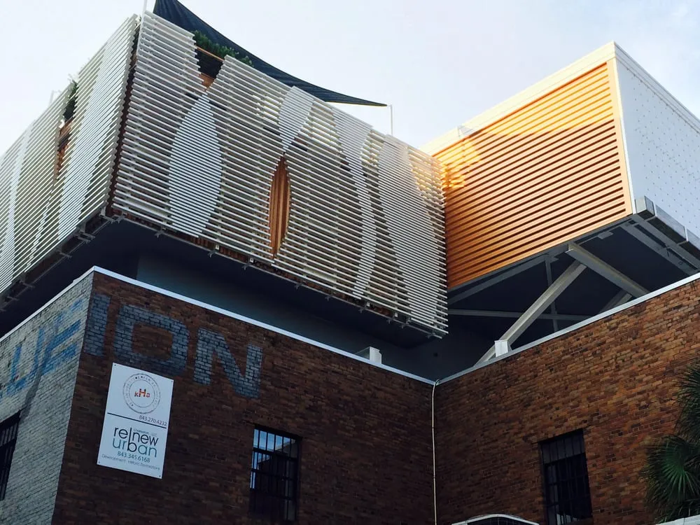 Slide of Blue Water Electric