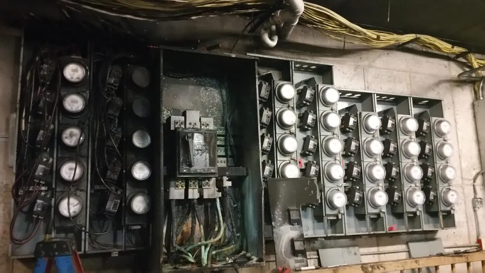 Slide of Blue Water Electric