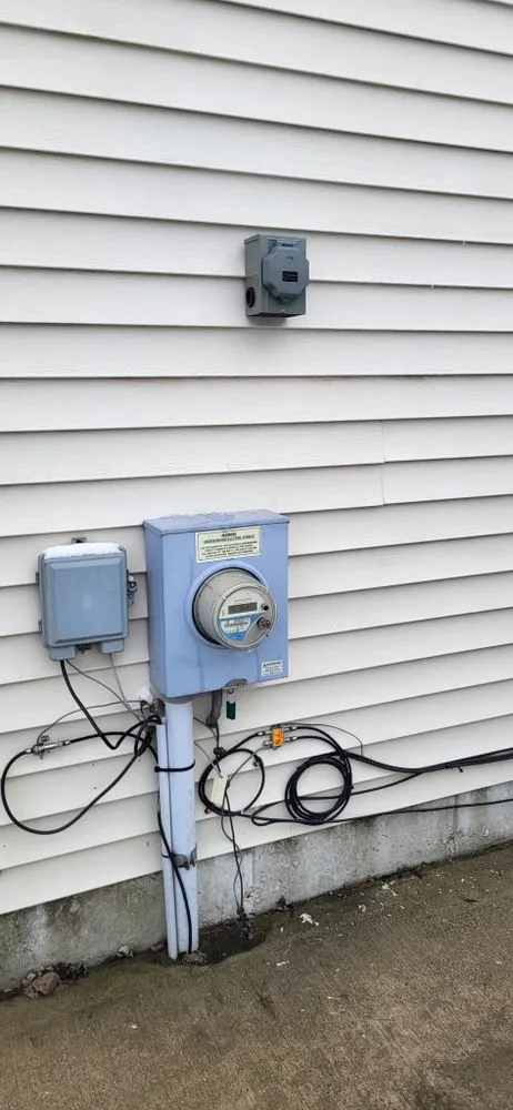 Slide of Blue Water Electrical Contracting