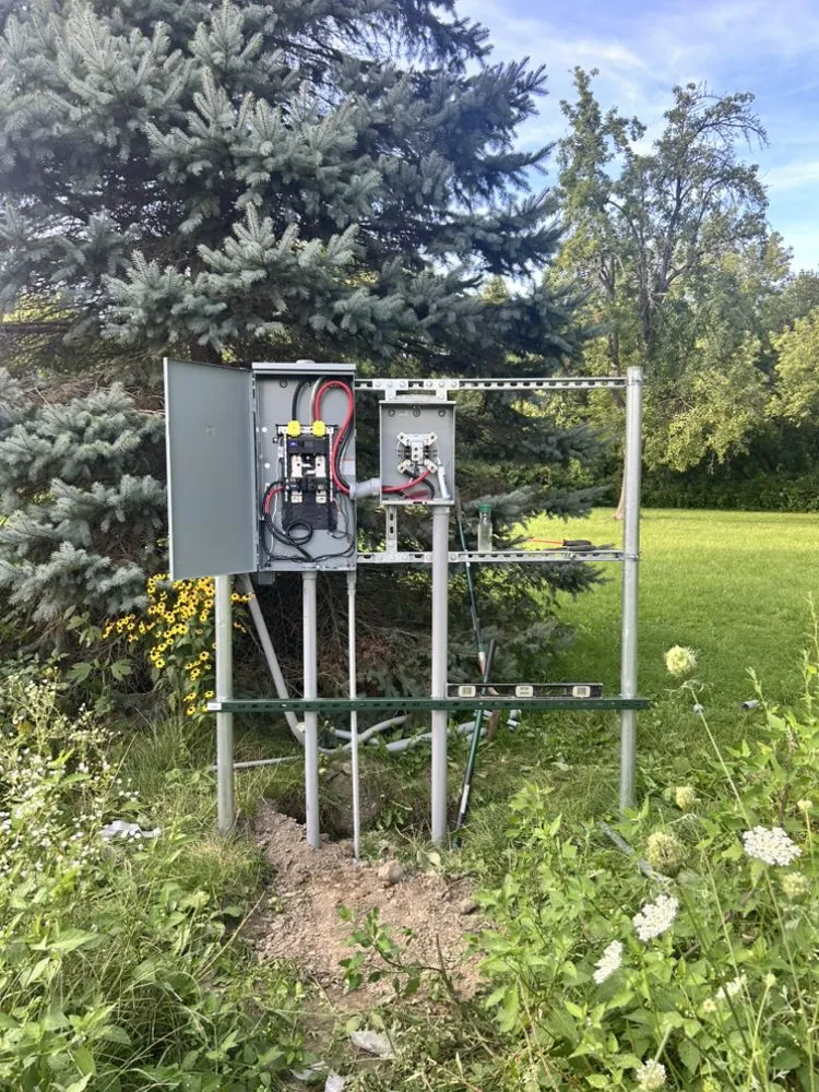 Slide of Blue Water Electrical Contracting