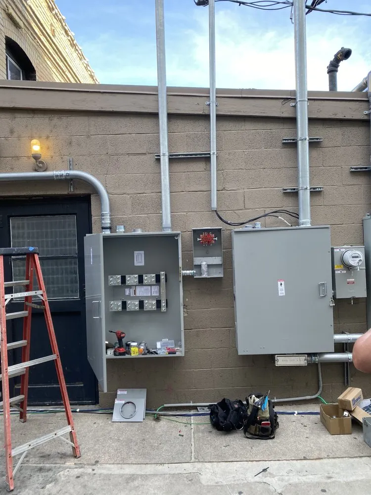 Slide of Blue Wave Construction