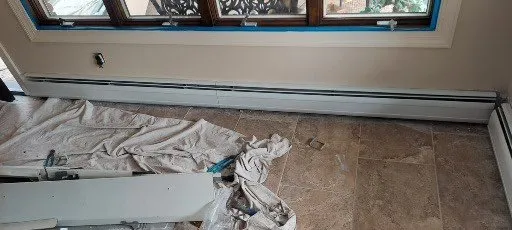 Emergency electrician providing electrical repair in , 