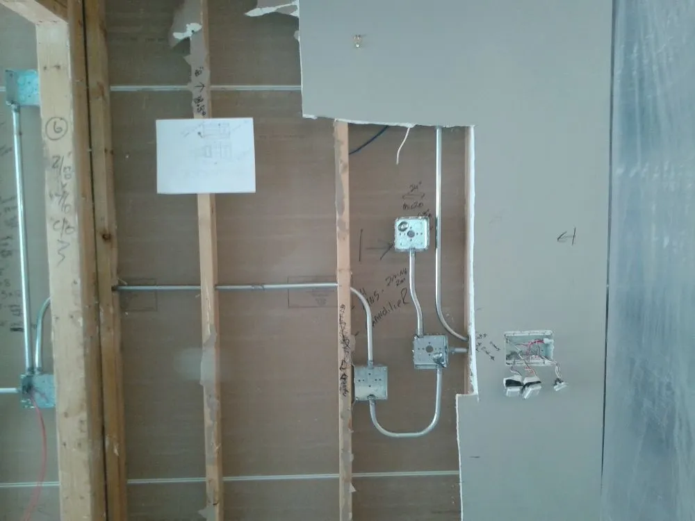 Reliable circuit breaker repair in ,  by Blumhardt Electric