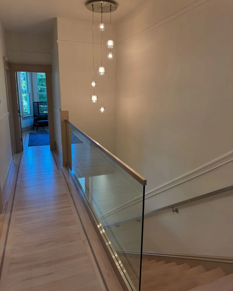 Slide of B&M Construction