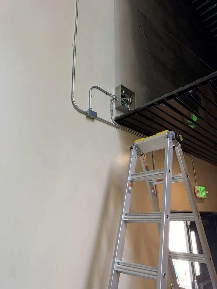 Slide of B&M Construction