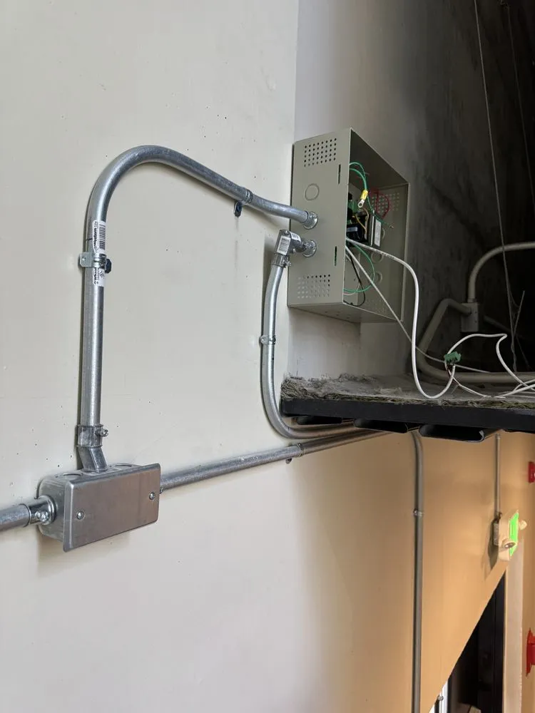 Slide of B&M Construction