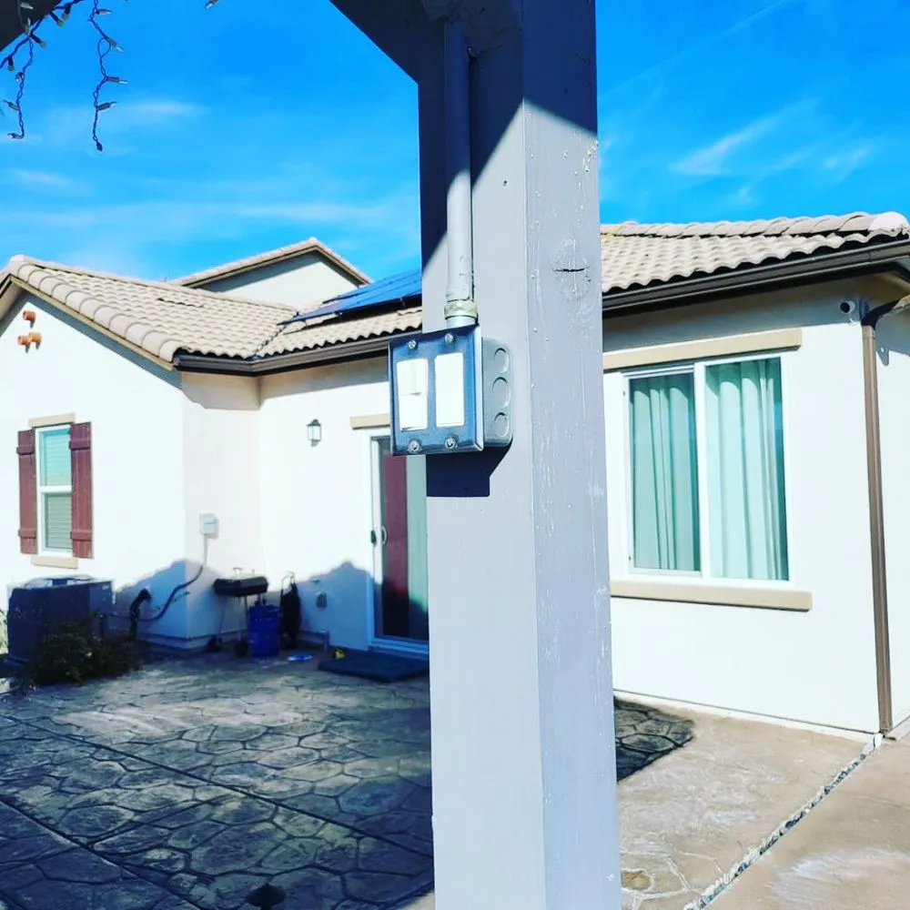 Slide of B&M Electrical Services