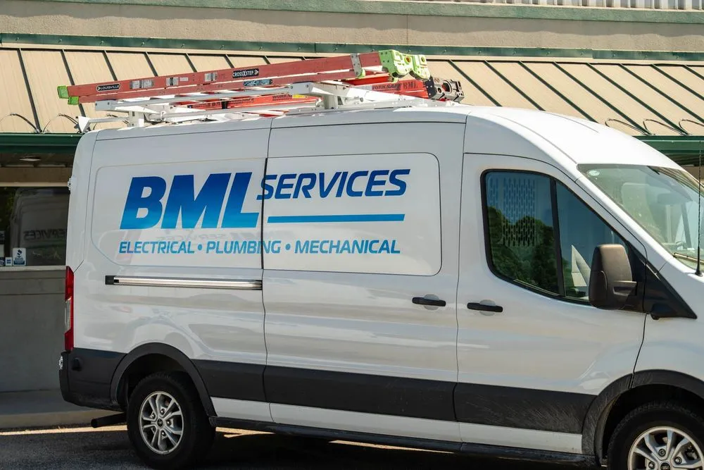 Expert circuit breaker repair in , by BML Services