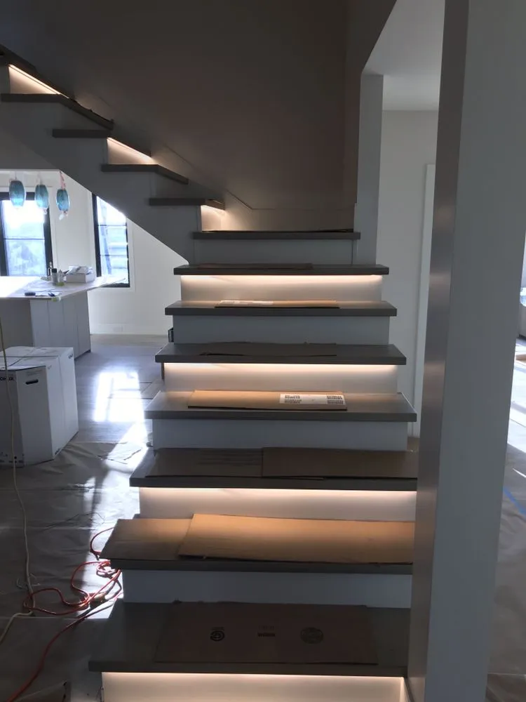 Slide of Bob Electric