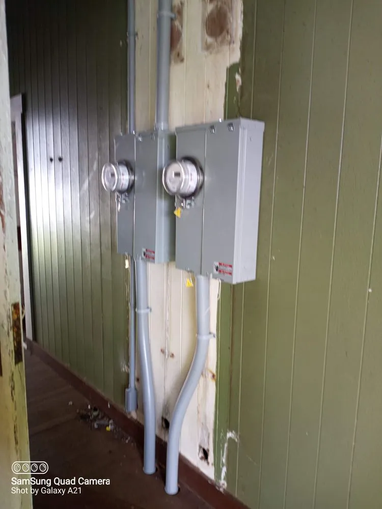 Slide of Bobek Power Solutions