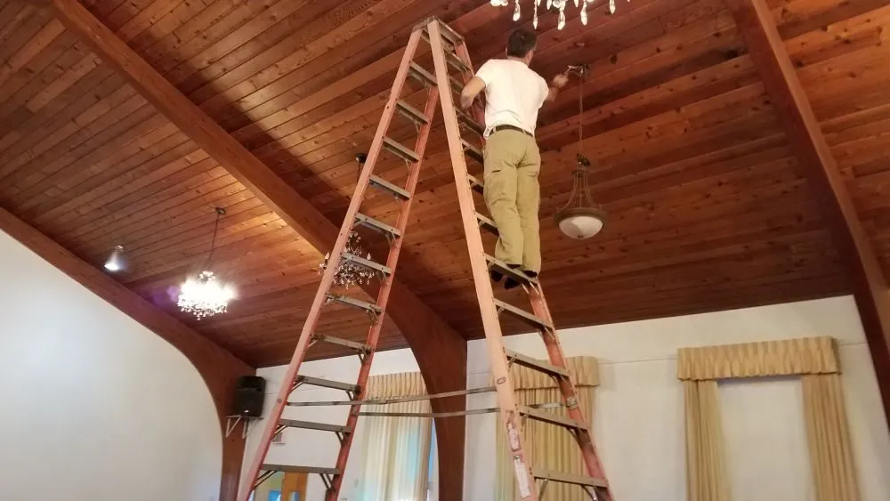 Slide of Bobo Electric