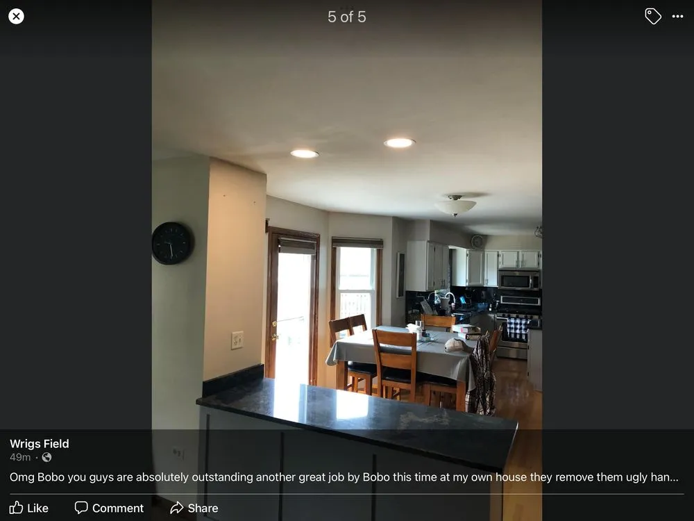 Slide of Bobo Electric