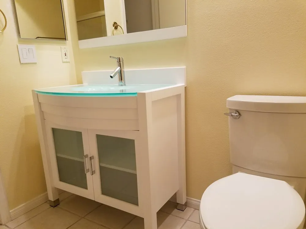 Slide of Bob's Handyman & Repair