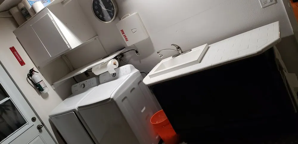 Slide of Bob's Handyman & Repair