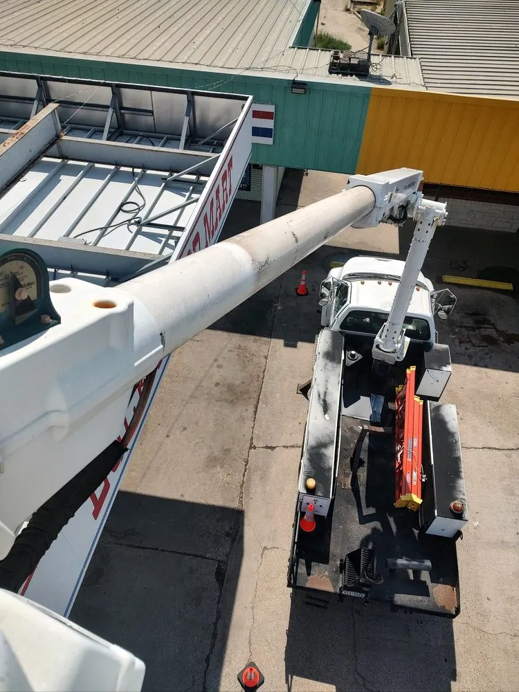 Slide of Boe's Residential & Commercial Services