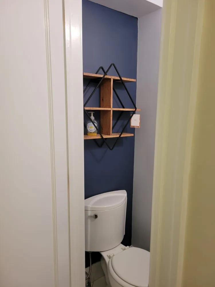Emergency electrician providing outlet and switch repair in Riverdale, MD - Bolivar's Remodeling