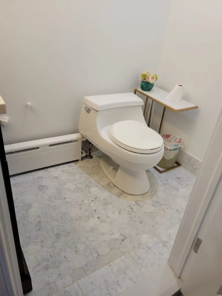 Certified outlet and switch repair experts serving Riverdale, MD - Bolivar's Remodeling