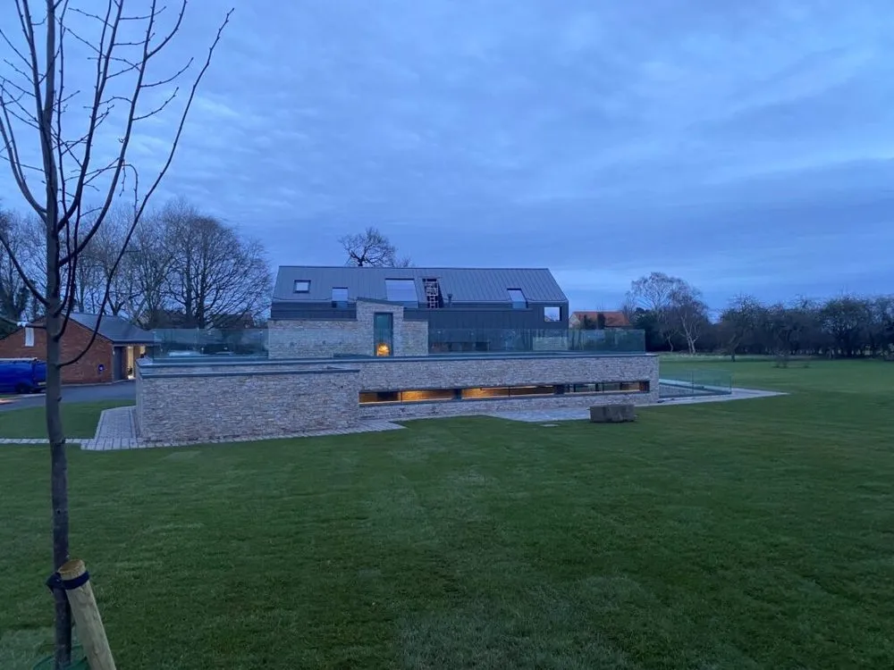 Slide of Bolt Blitz Electric