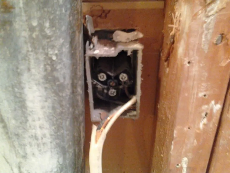 Slide of Bondi Electrical Contractors