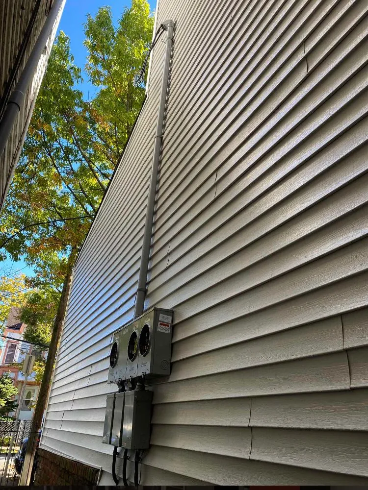 Slide of Boniela Electrical