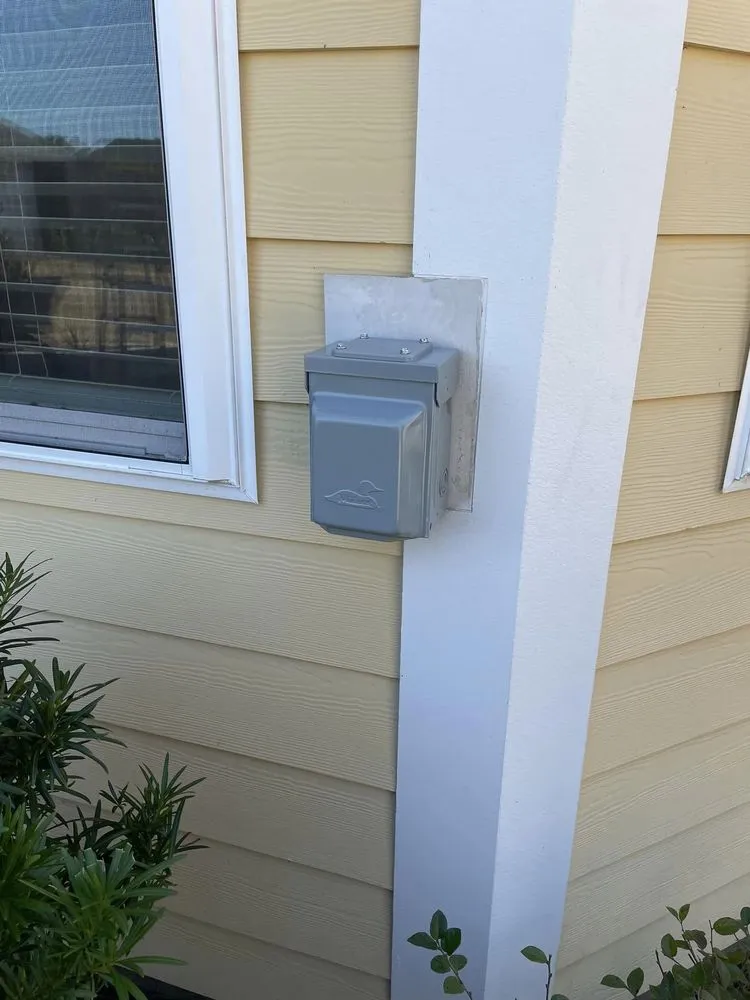 Slide of Bonnie Brae Certified Electrician