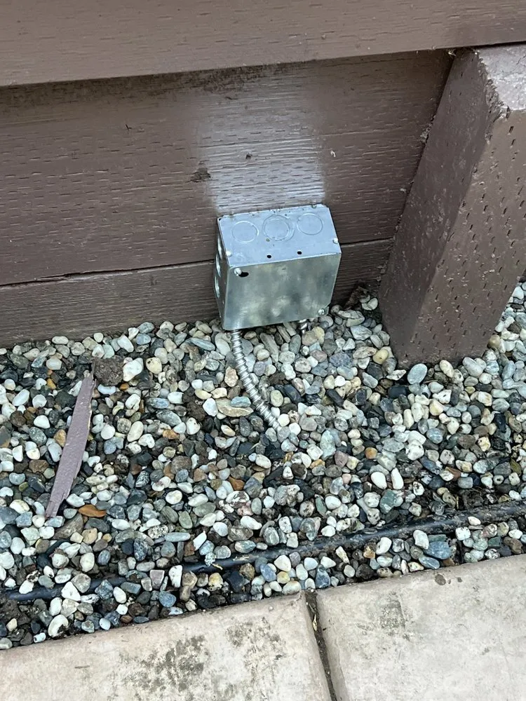 Slide of Bookerboyz Electric