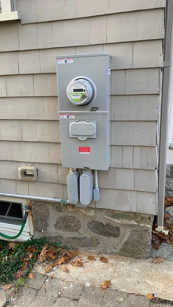 Slide of Border Electrical Contractor