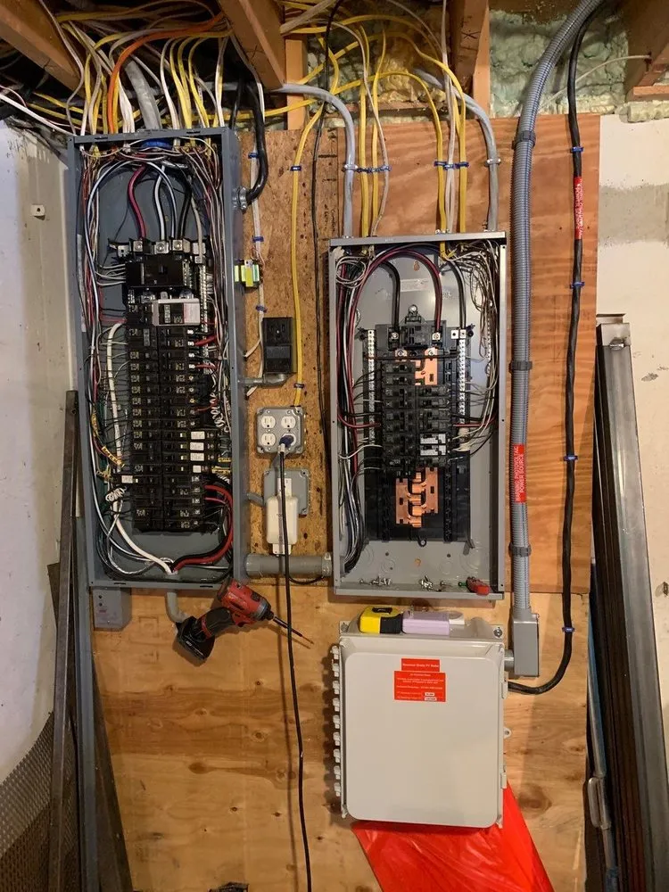 Slide of Border Electrical Contractor