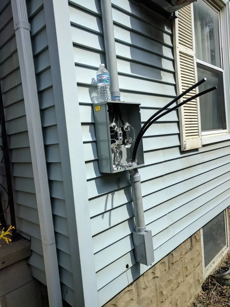 Slide of Borges Electric