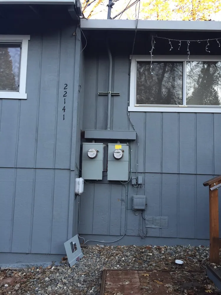 Slide of Borquez Electric