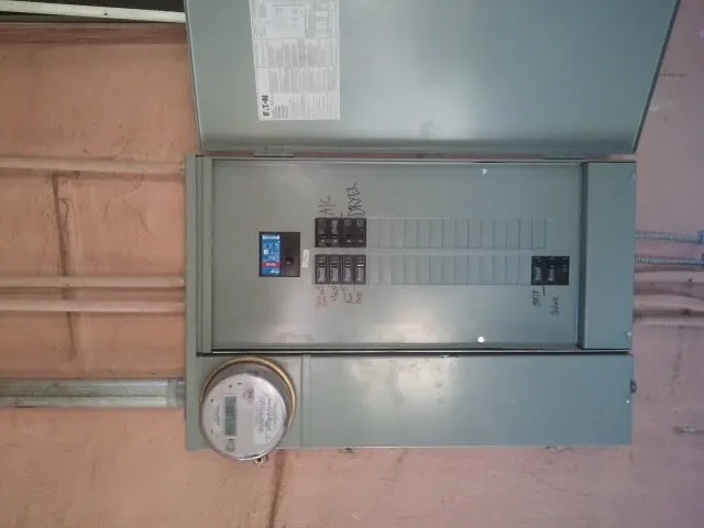 Slide of Borquez Electric