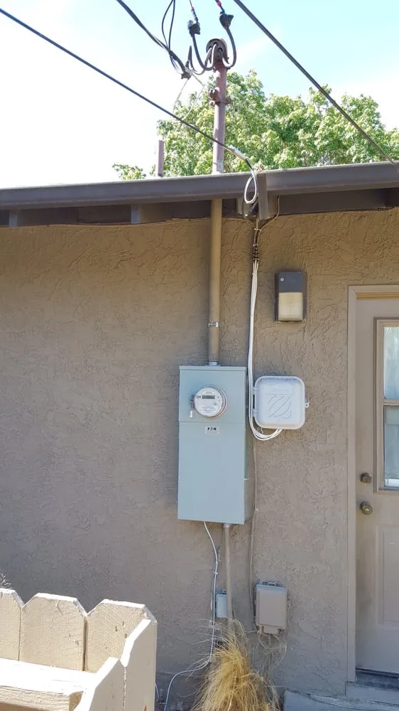 Slide of Borquez Electric