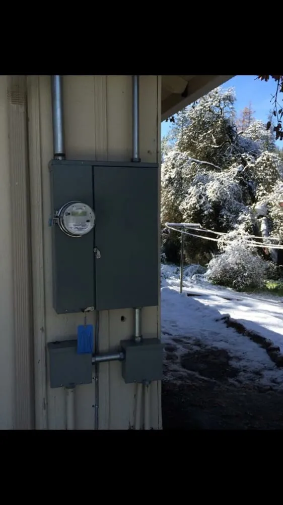 Slide of Borquez Electric