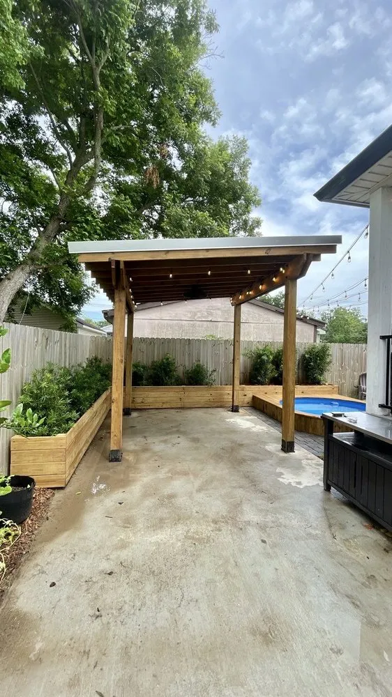 Slide of Bostick Builds