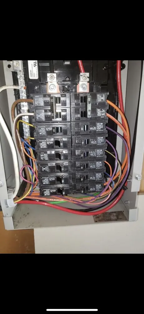 Professional electrician providing circuit breaker repair in Upper Marlboro, MD - Bottom Up Electrical Services