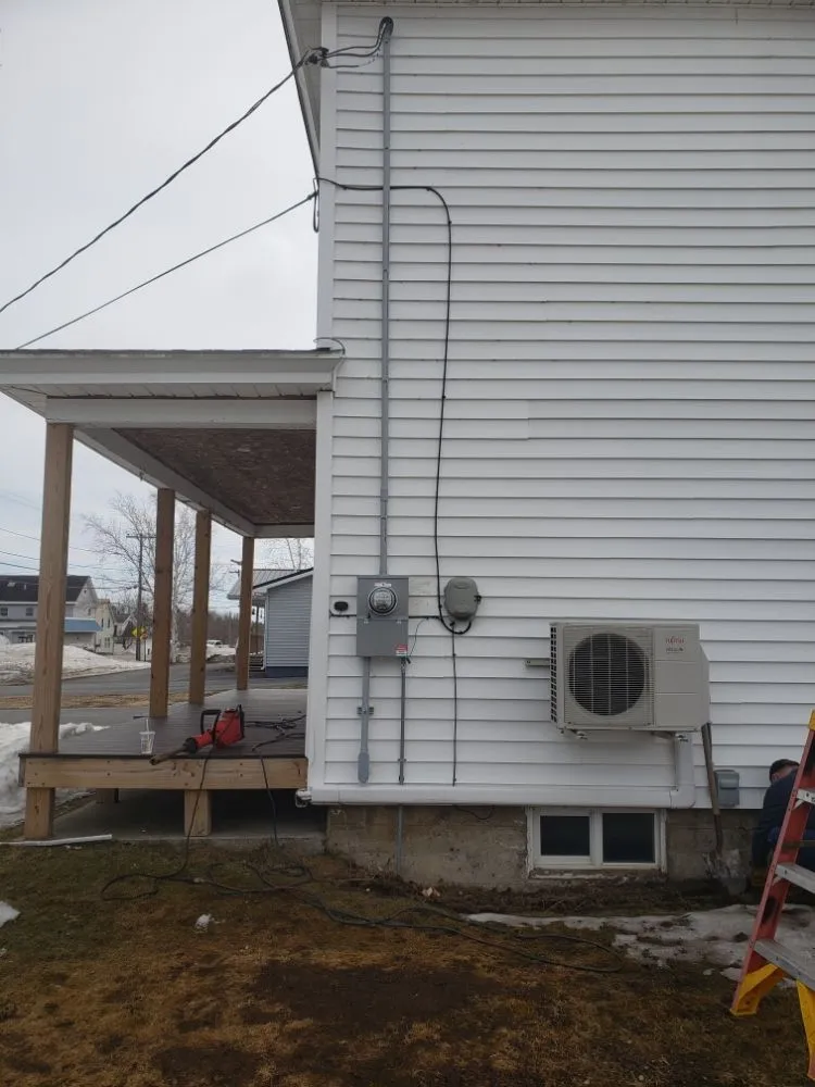 Trusted circuit breaker repair in , by Boulder Electric