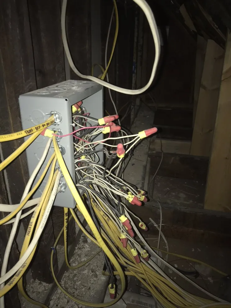 Professional lighting installation service in ,  - Bourque Electric