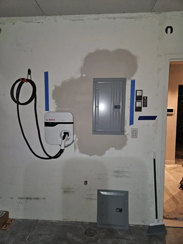 Licensed circuit breaker repair experts serving ,  - Boyes Electric