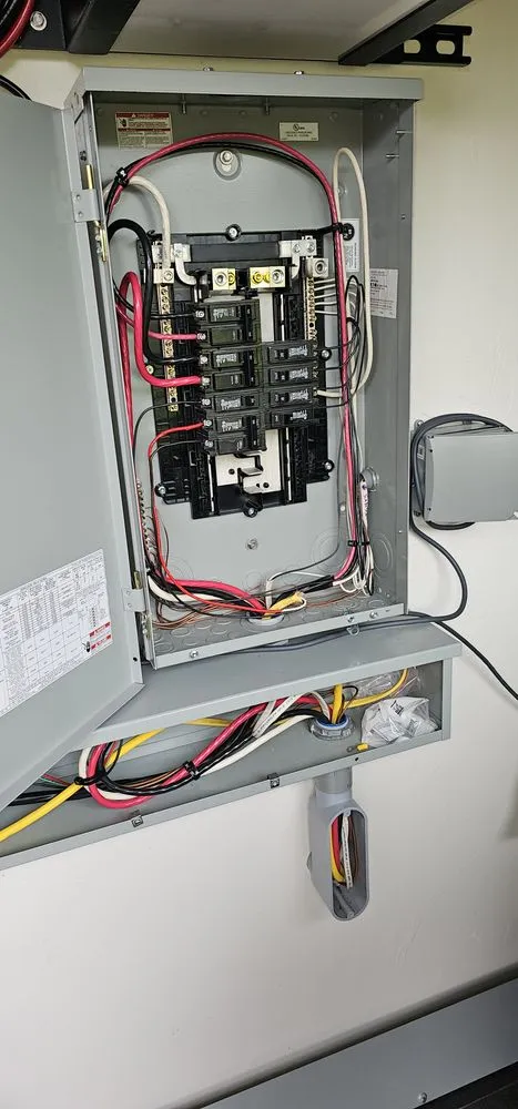 Emergency electrician providing circuit breaker repair in Ninole, HI - BPM Hawaii Handyman Services