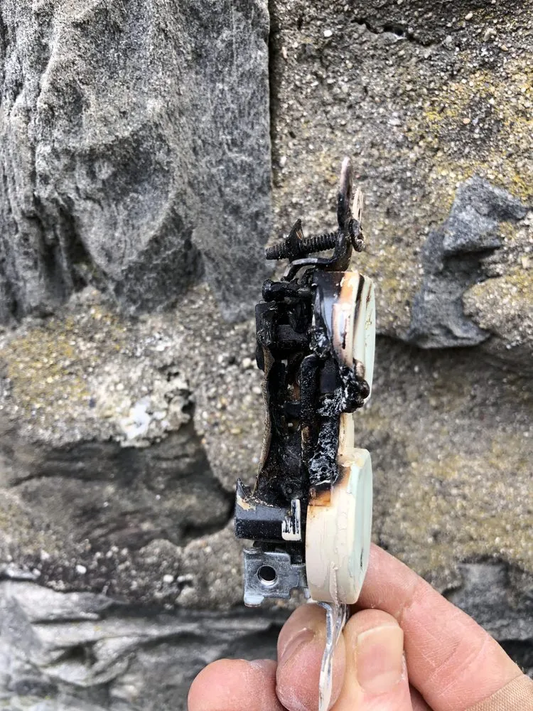 Slide of Brad Brown Electric